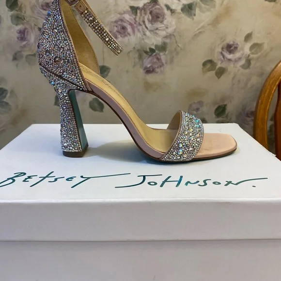 Betsey Johnson | Shoes | Betsy Johnson Dani Heels | Poshmark